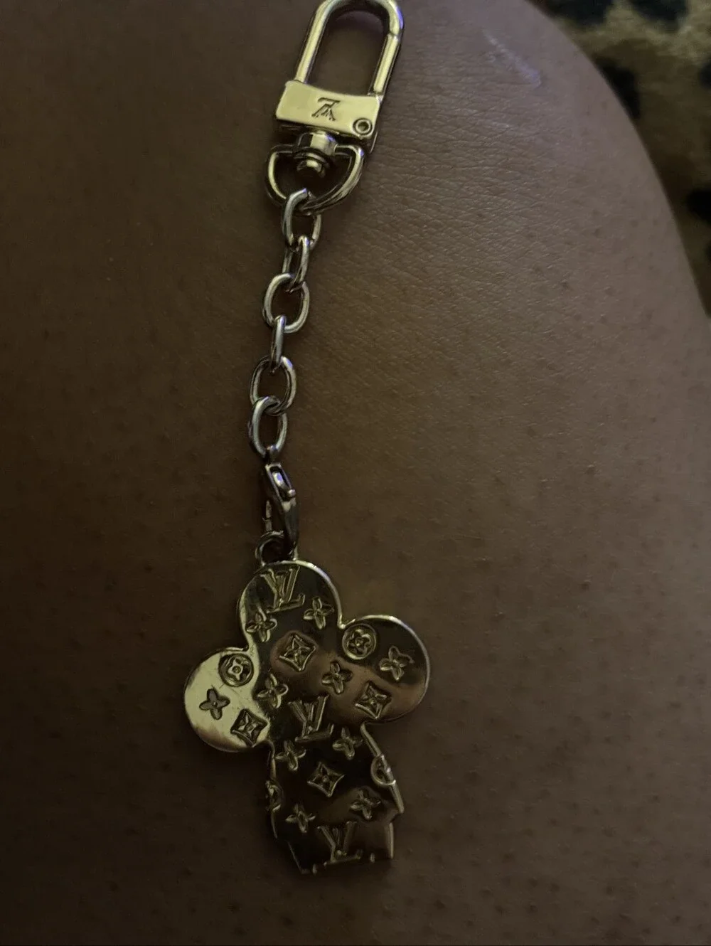 Gold-Tone Pink FloweR ViVI Keychain/bag Charm